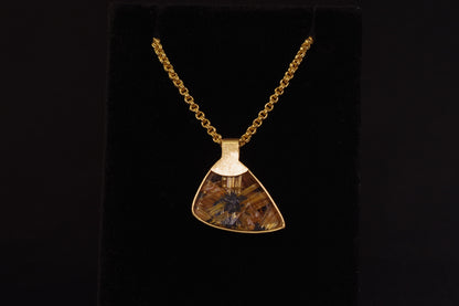 Rutile Quartz Necklace in 22 Karat Gold